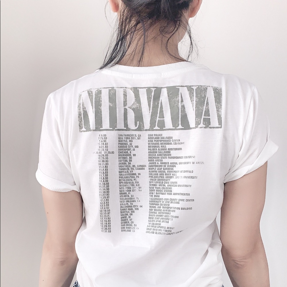 1 DAY SALE ! VINTAGE WHITE NIRVANA Tee - Picture 5 of 9